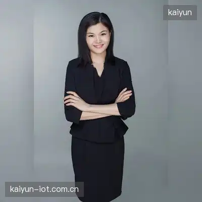 李伟